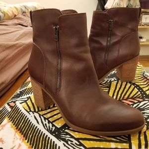 Maroon leather heeled ankle bootie